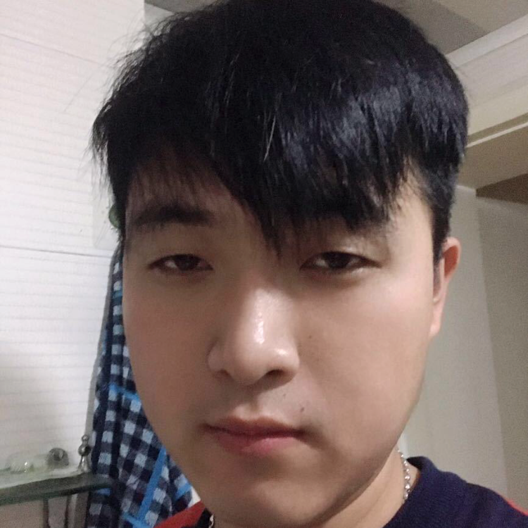 专一深拥服饰的照片