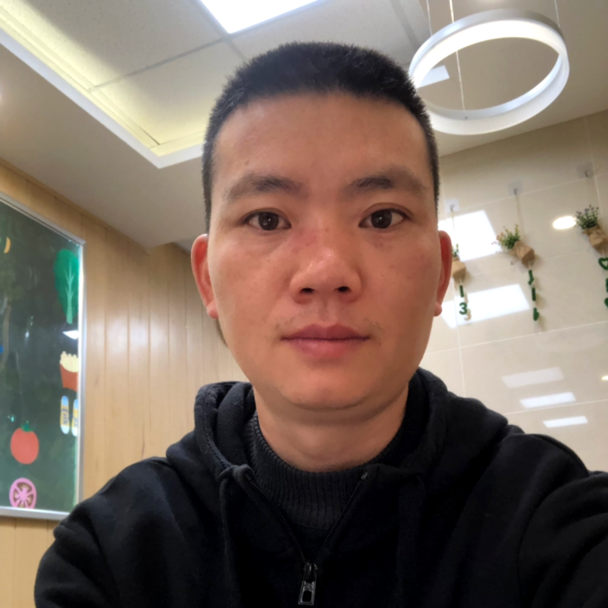春媱就细腻的照片