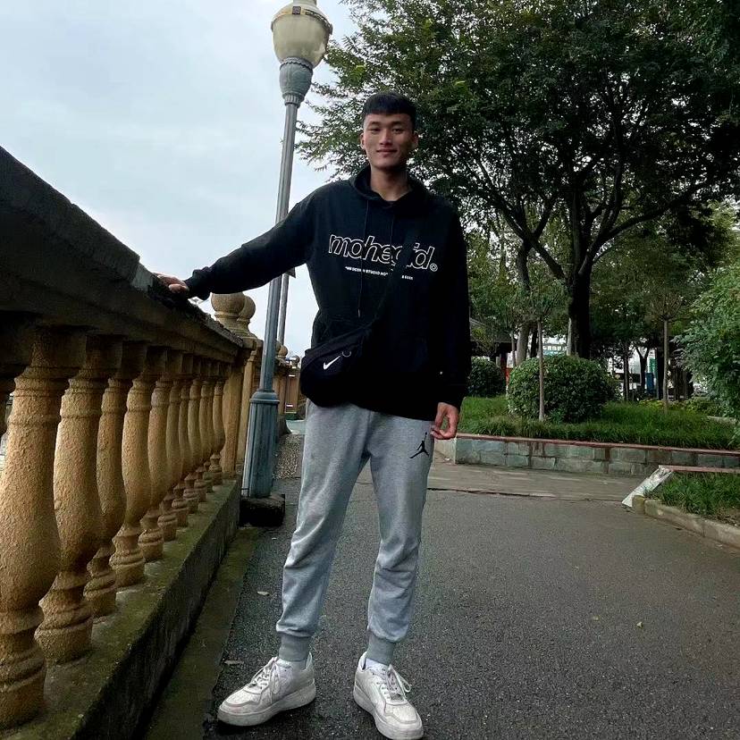 音响邂逅繁荣的照片
