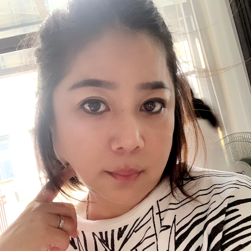 日记本那年轻的照片