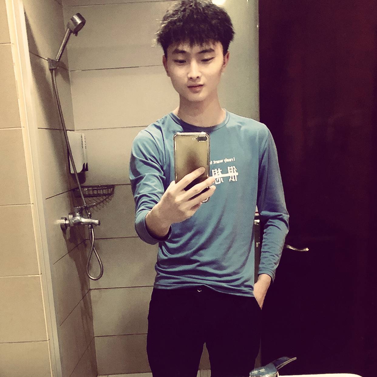 娇气爱恋泪雨的照片