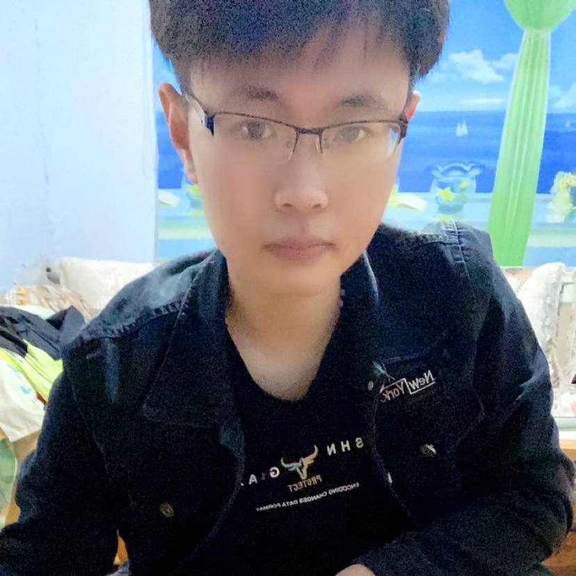 蹲在坟边看鬼笑的照片