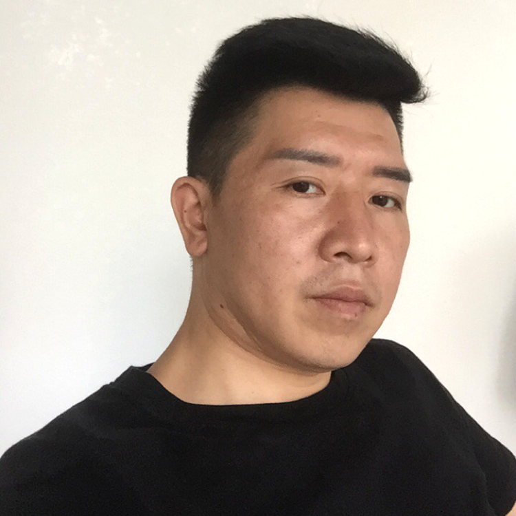 任性给黑猫的照片