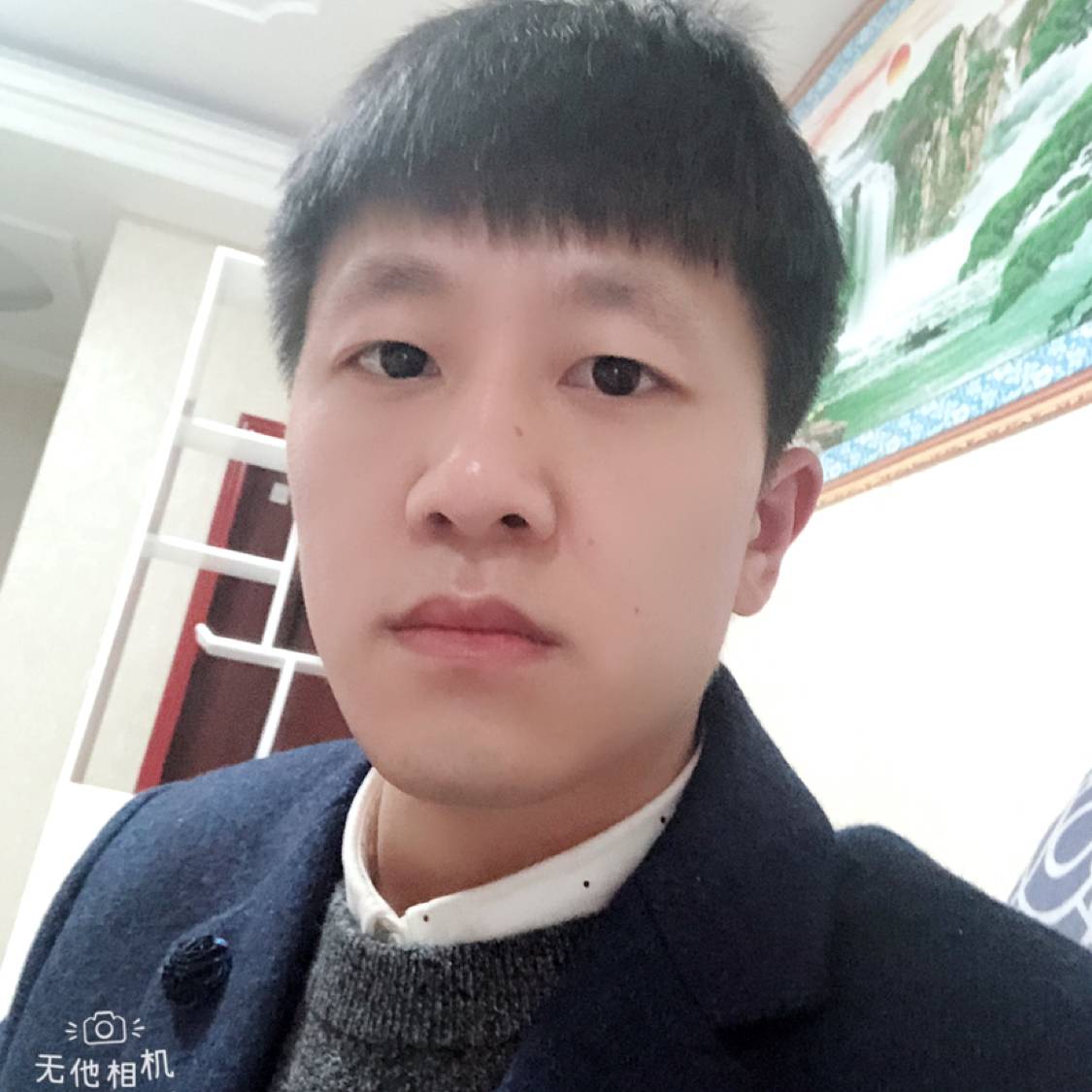 不许人间见白头q的照片