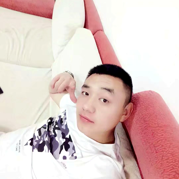 端庄爱恋翅膀的照片