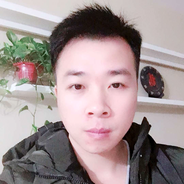 华星刚刚的照片
