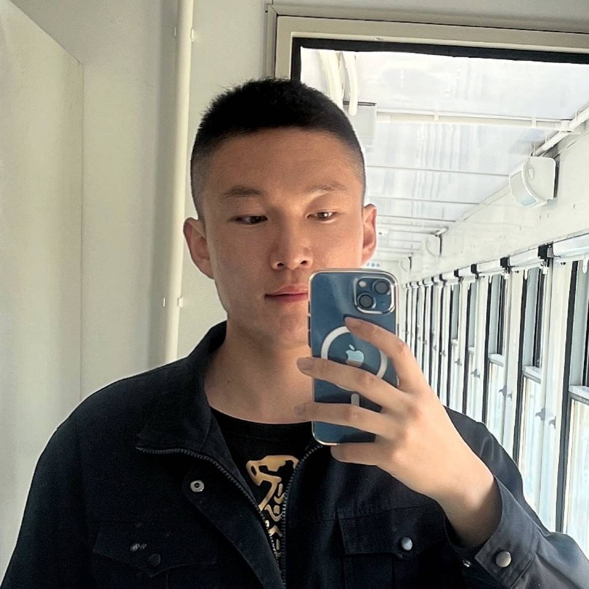 小王必脱单的照片