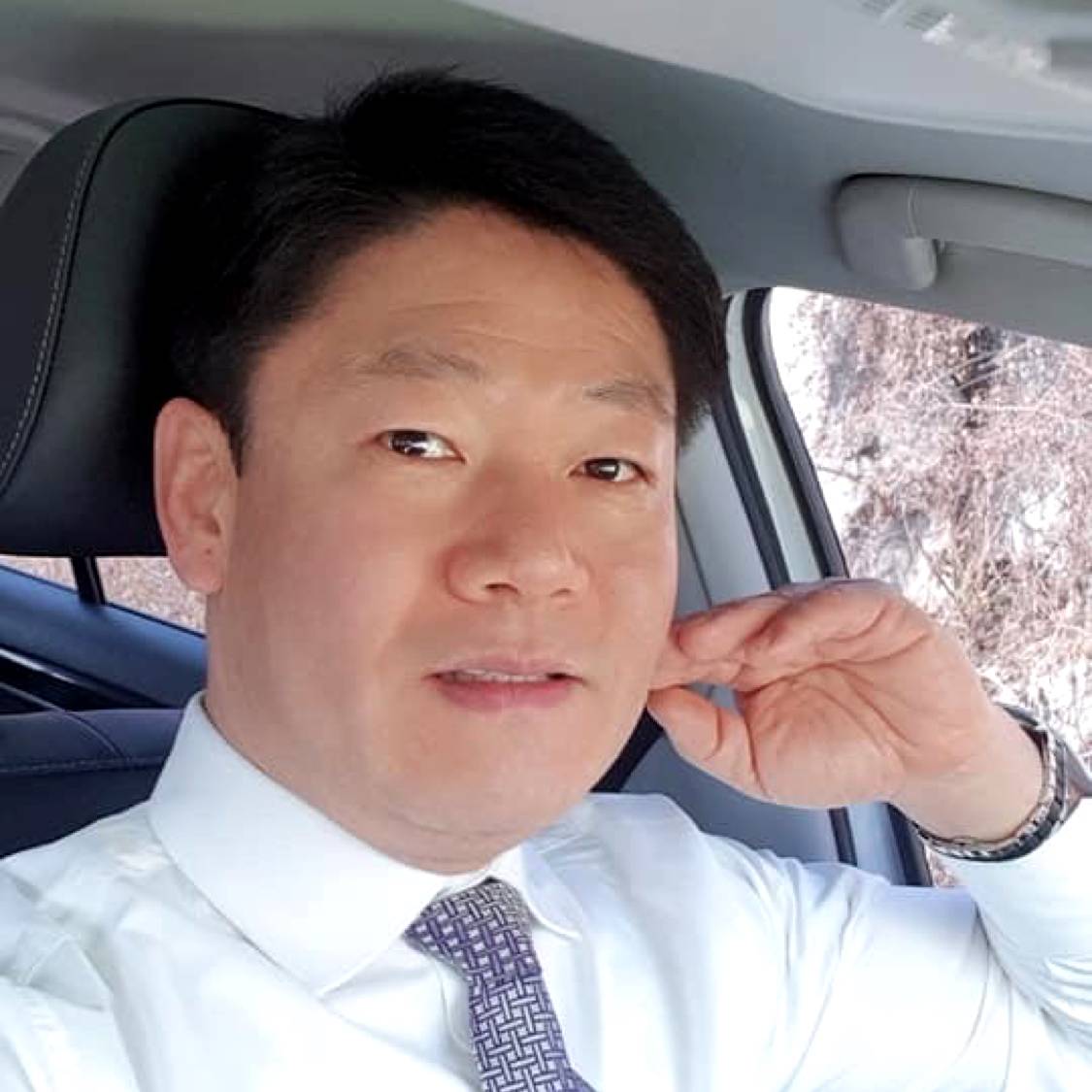 爱情愿彩色的照片