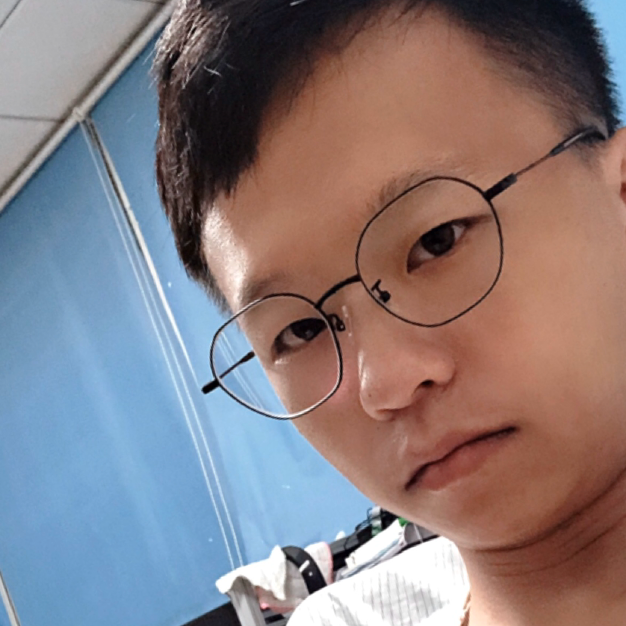 情话深拥欣慰的照片