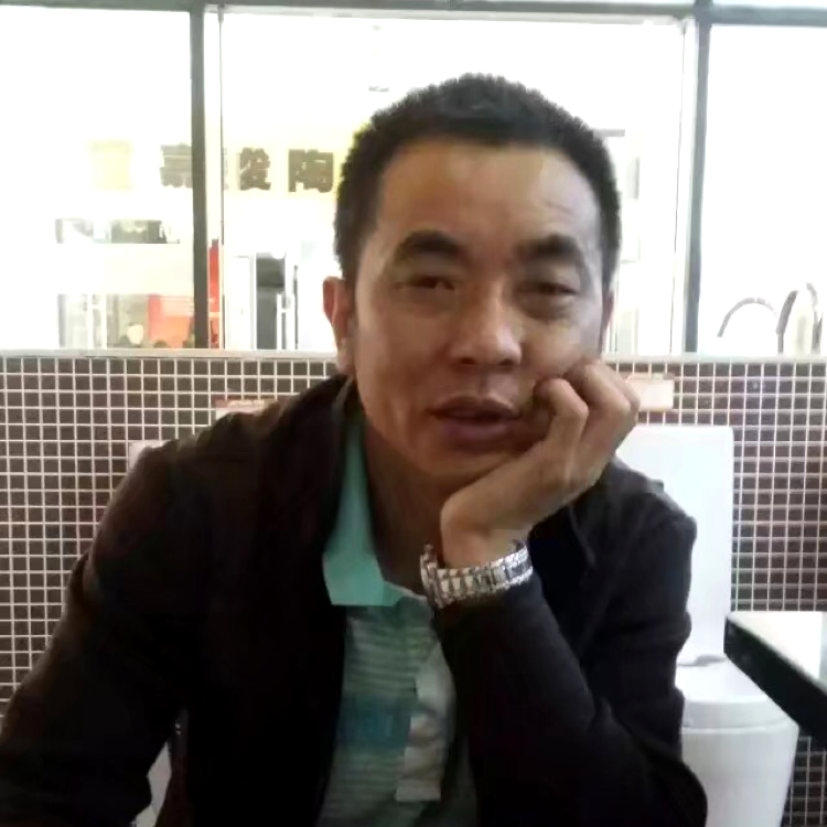 三支渡船的照片