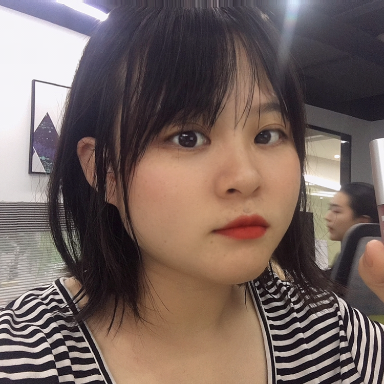 酸奶糊涂的照片