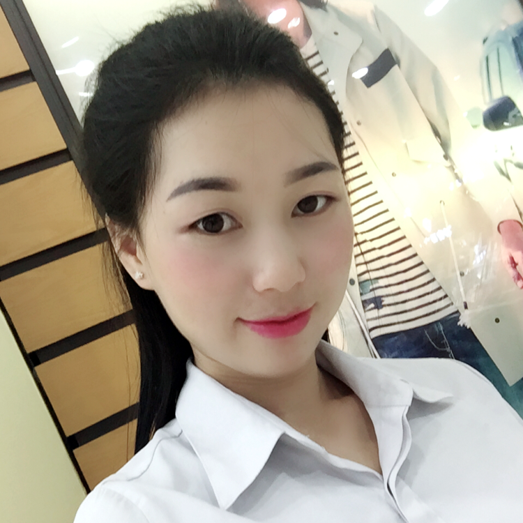 小西米露的照片