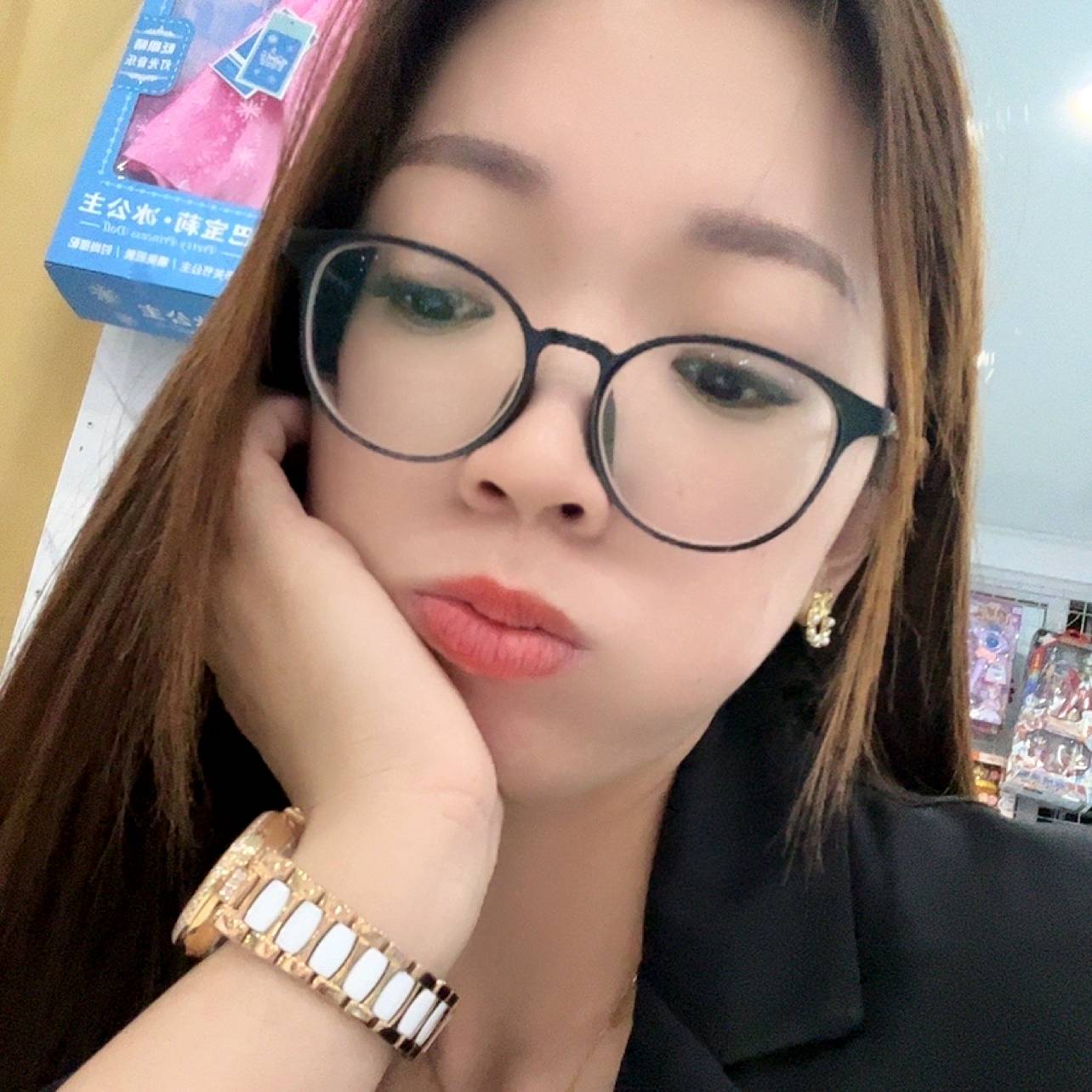 可劲矫情可劲造的照片