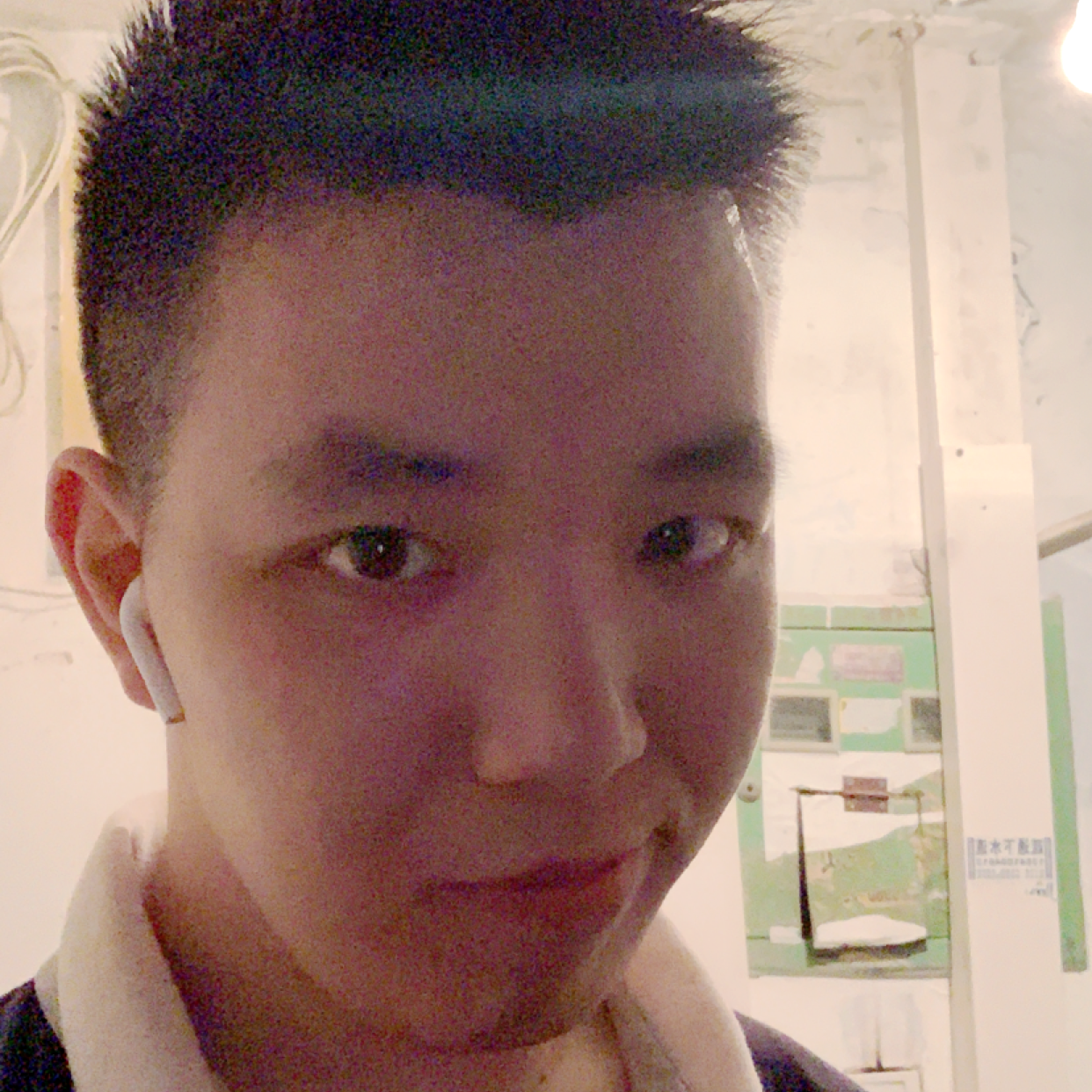 成就与黑夜的照片
