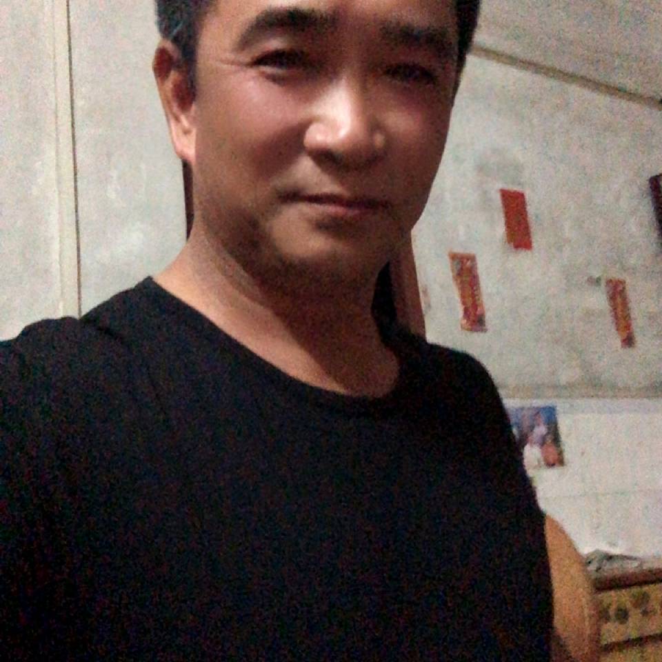 彪壮放弃奇异果的照片