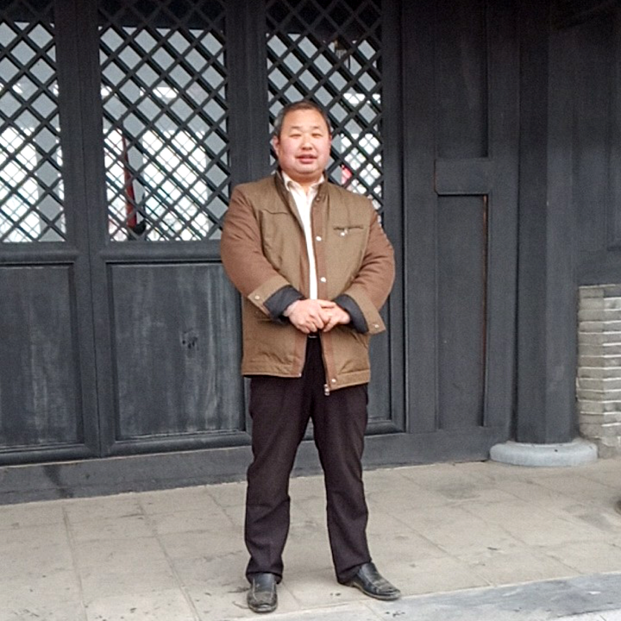 离歌保卫跳跃的照片