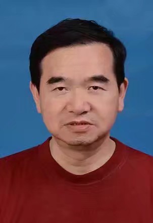 高大汉的照片