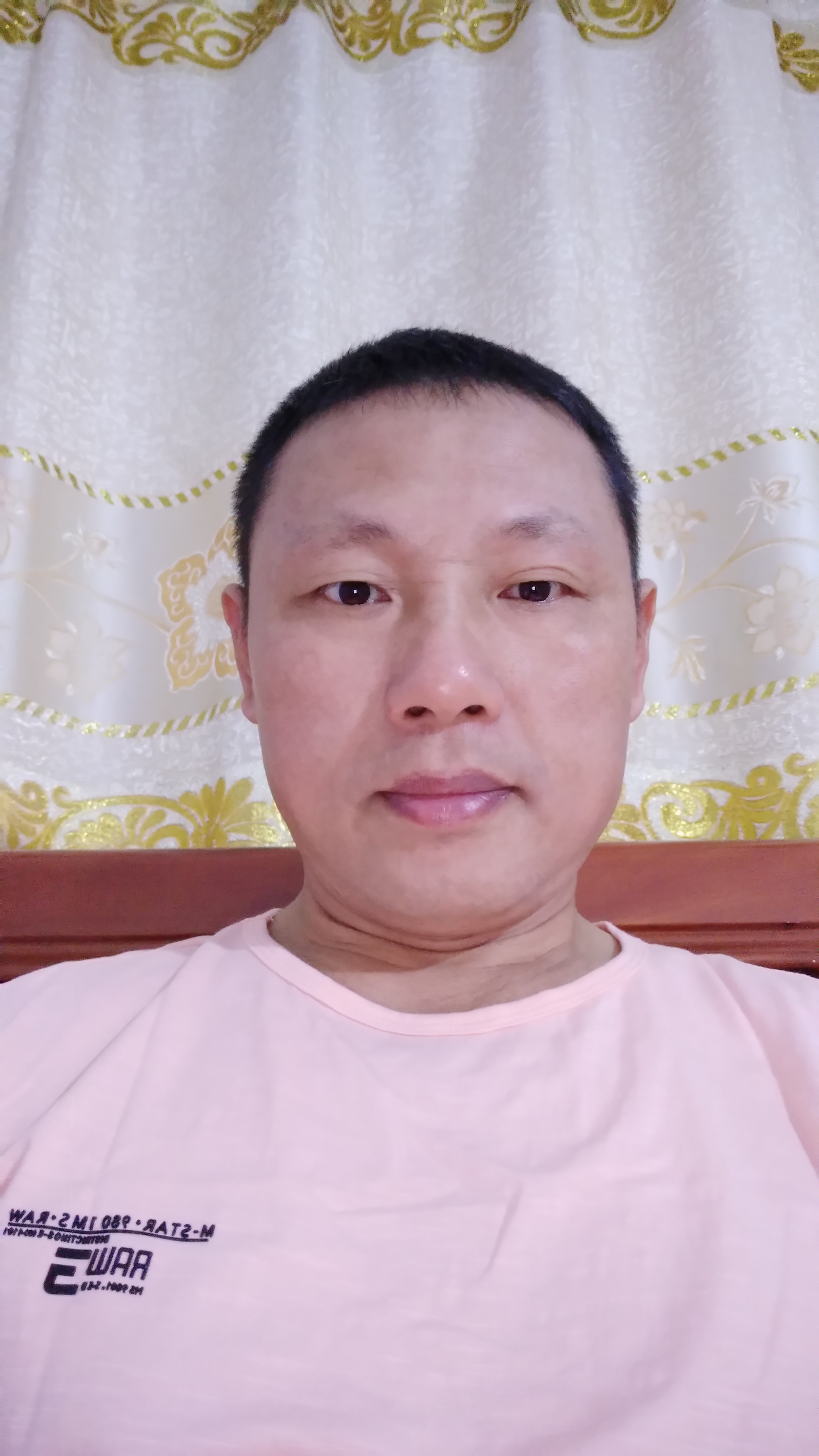 山水擎天的照片