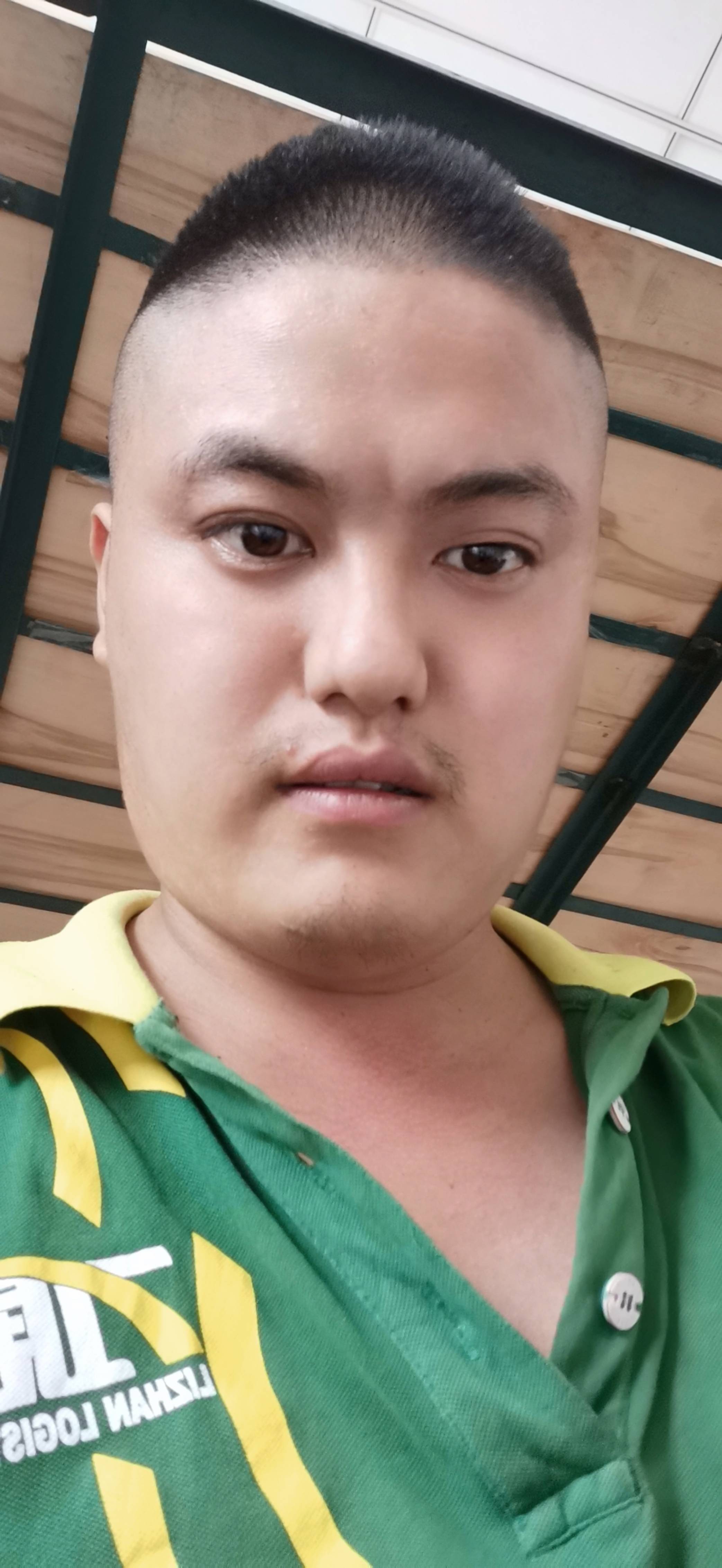 故事請细腻的照片