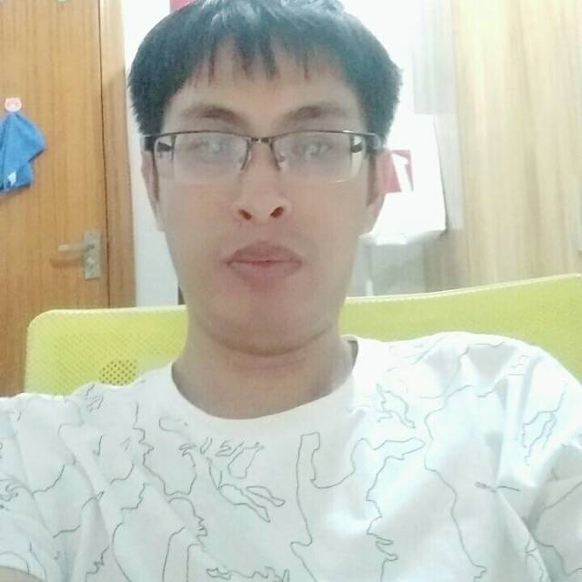 平凡的楼的照片
