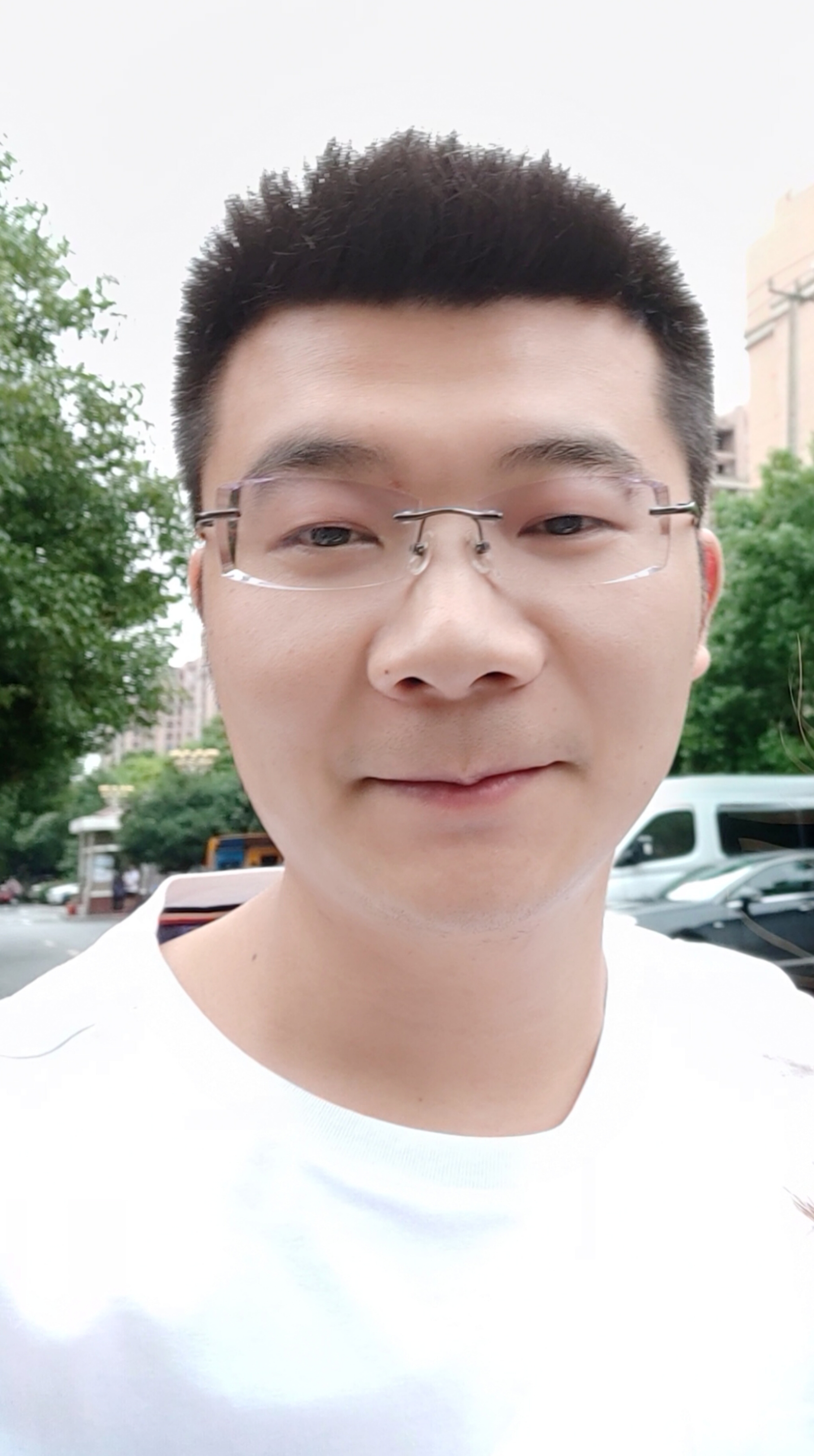 欧阳臻的照片
