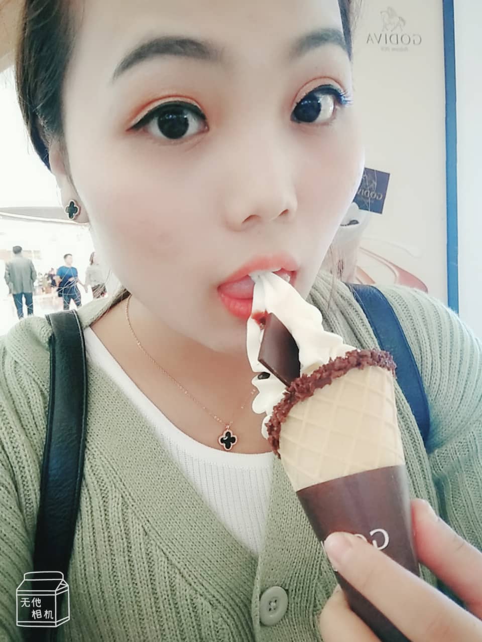 黄小敏的照片