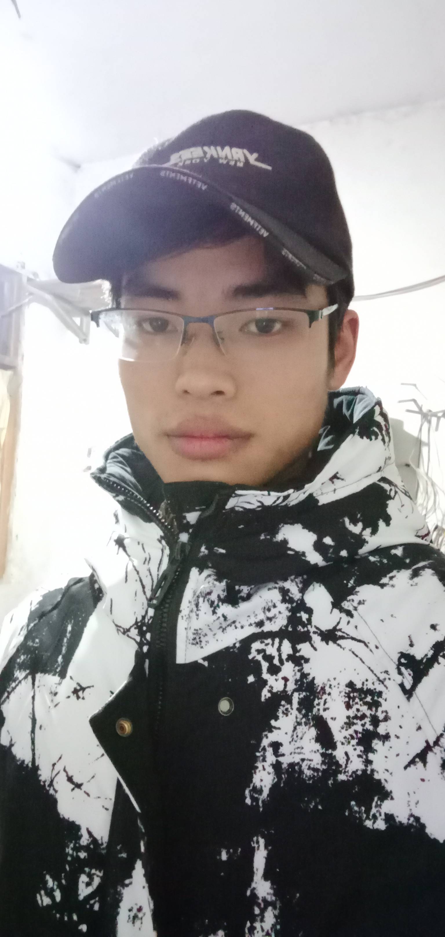没钱的早泄男的照片