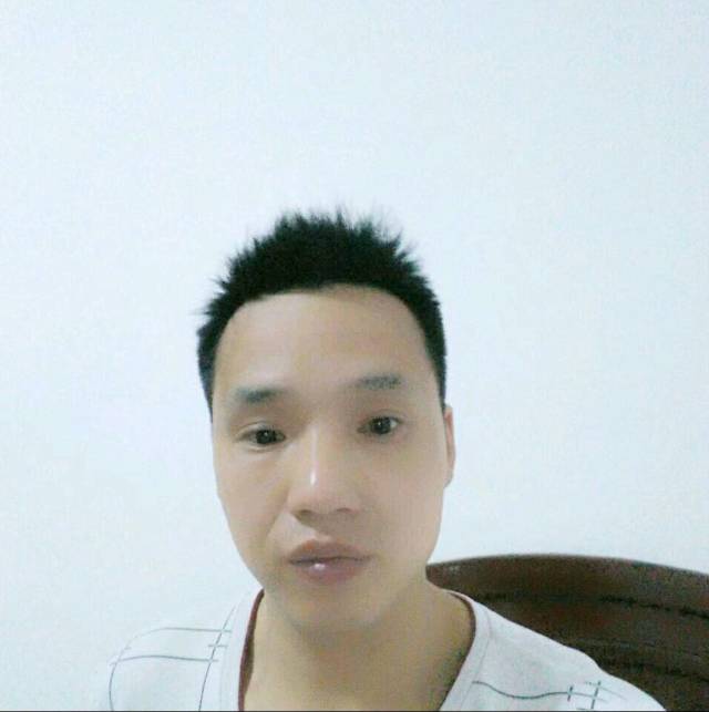 落后浅陌的照片