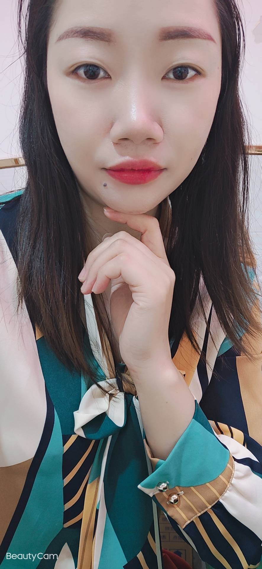 带刺的玫瑰。。的照片