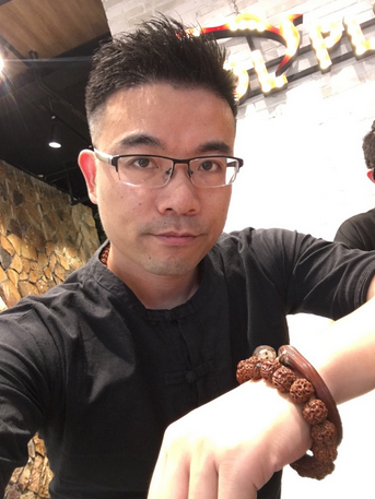 兮何年。的照片