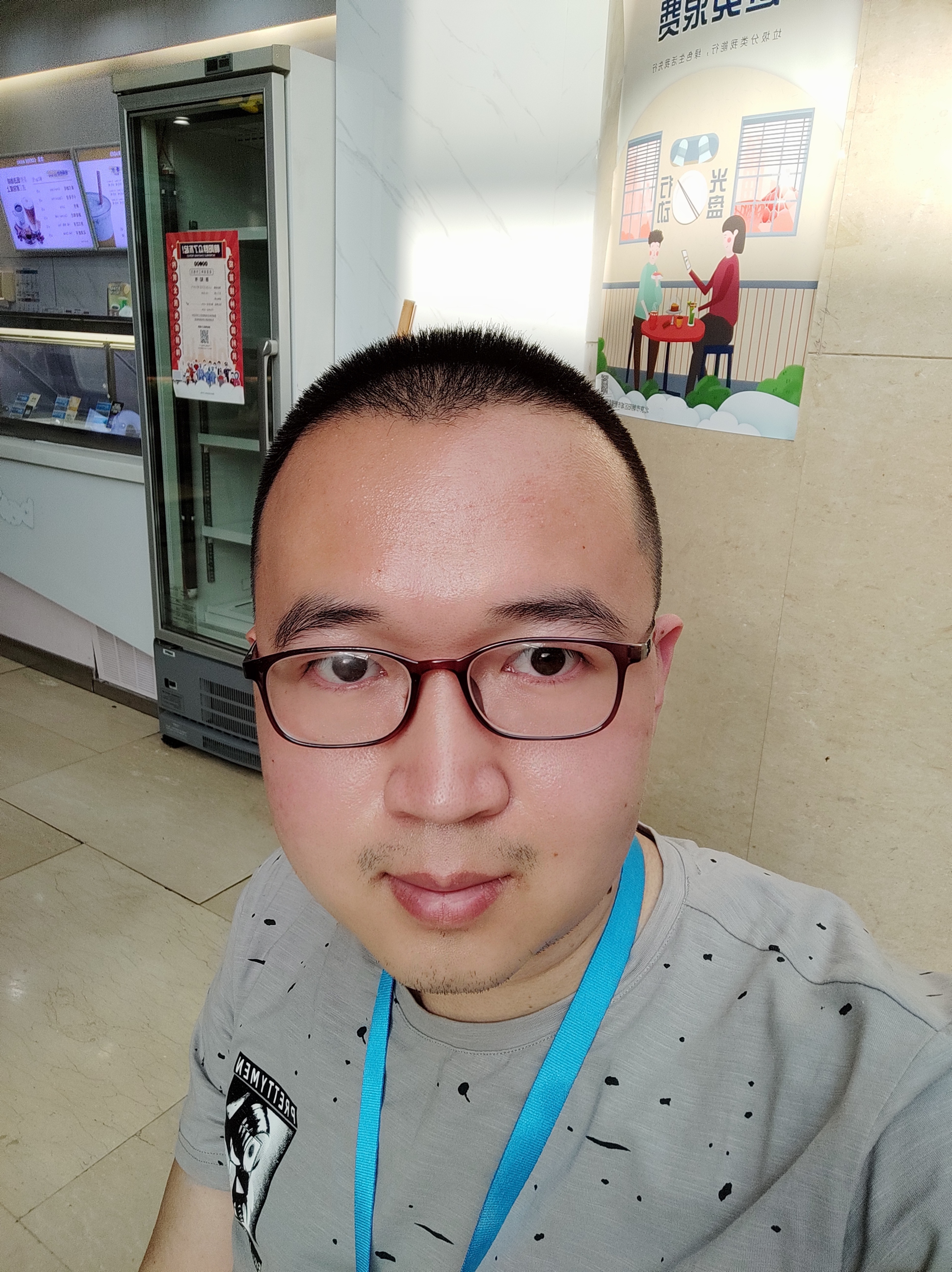 爱吃肉的小飞侠的照片