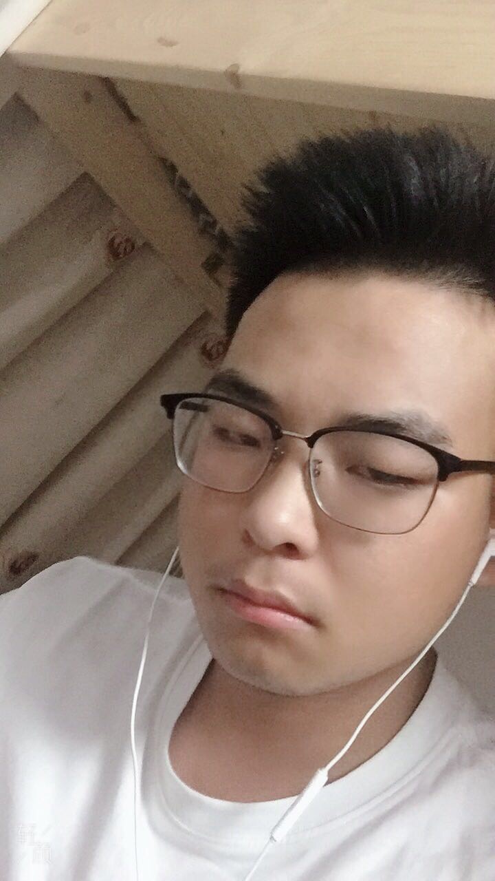 衍易的照片