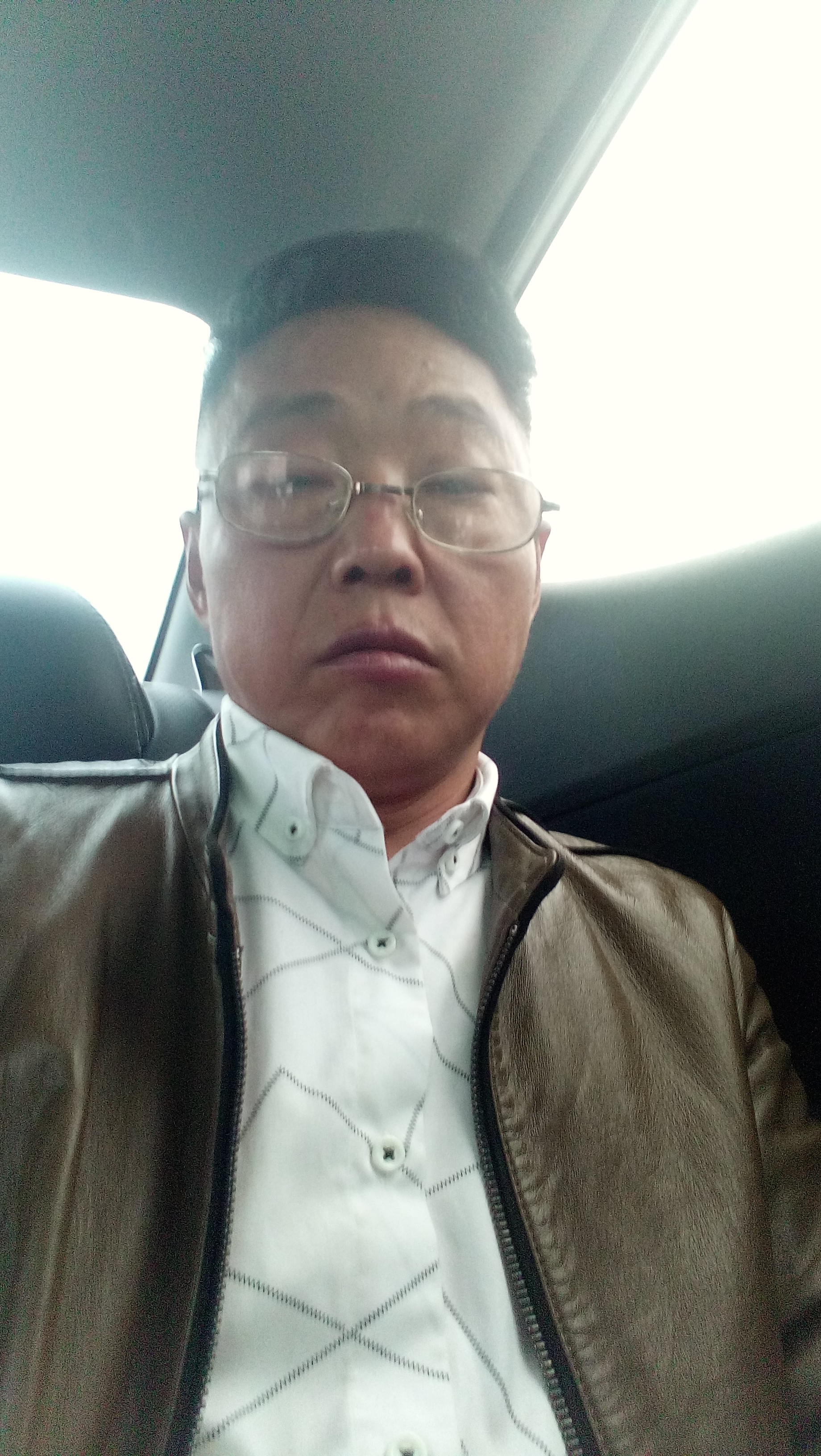 周维国的照片