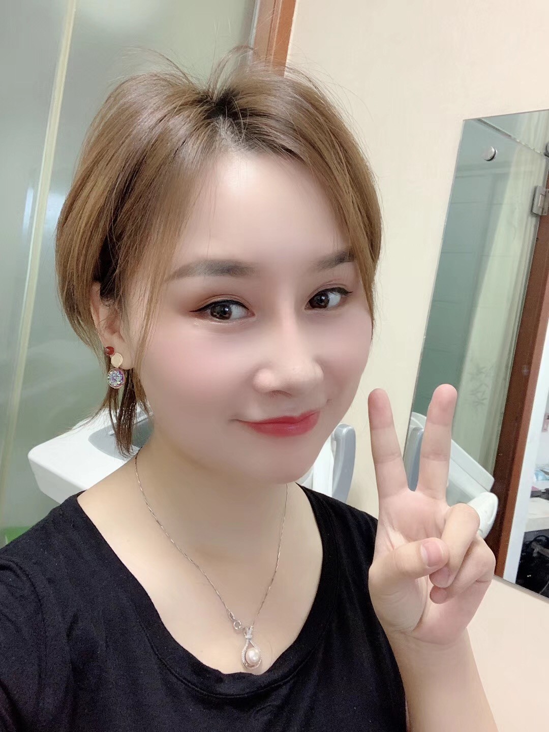 露露的爱的照片