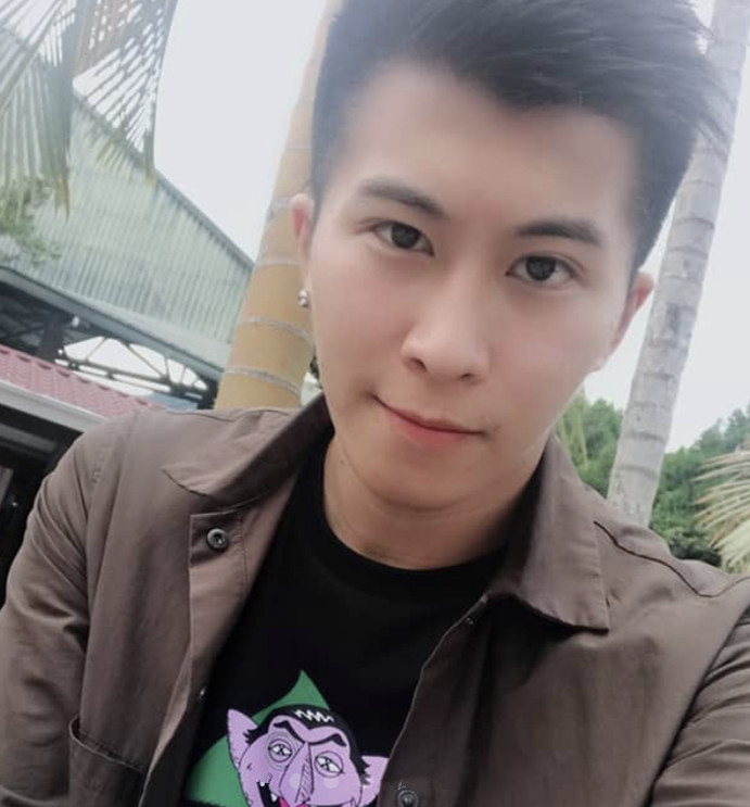 青山深深的照片
