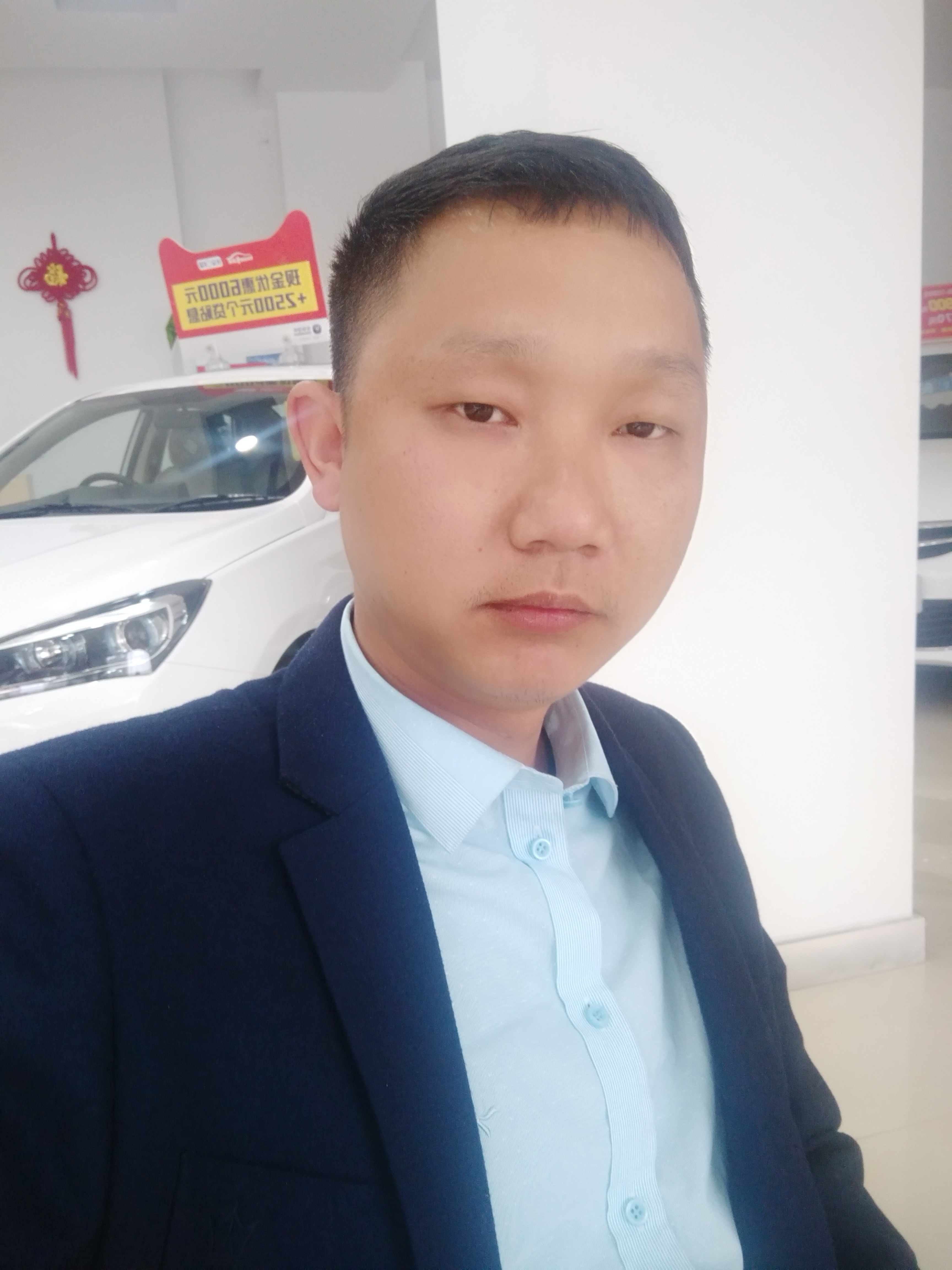 曹无所谓的照片
