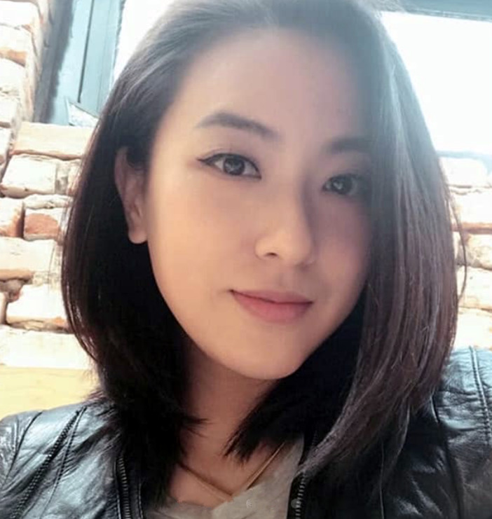 等下一个他的照片