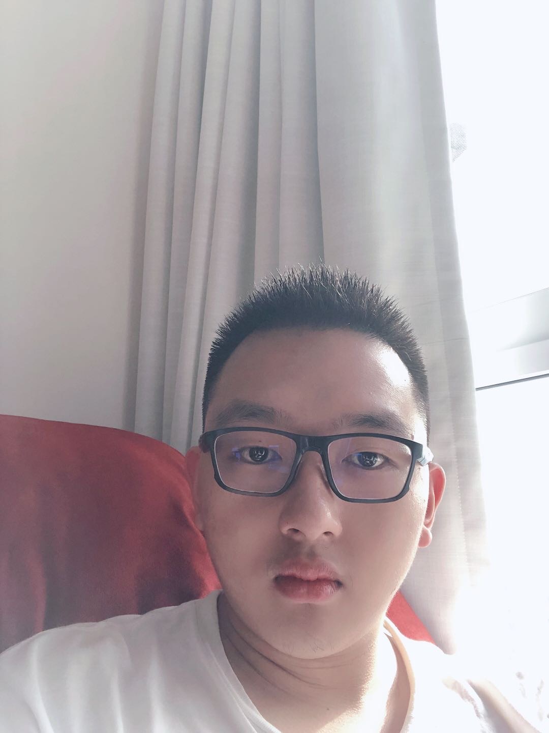 valent的照片