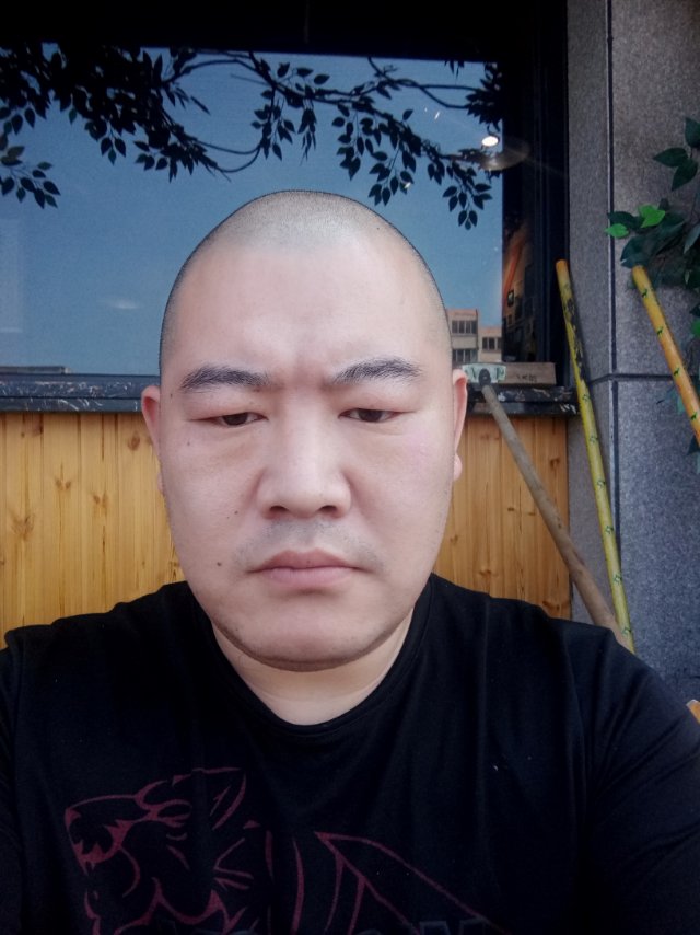 高祀廷的照片