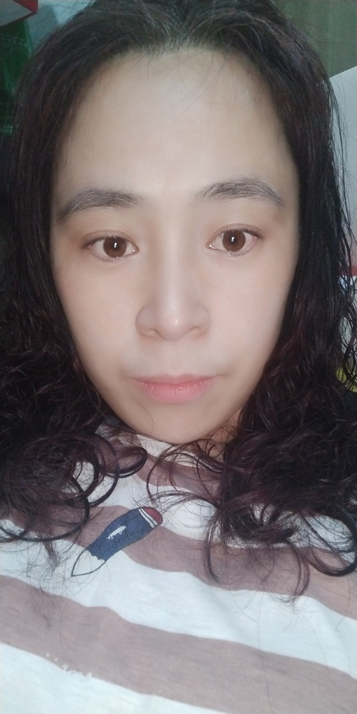 土家姑娘的照片