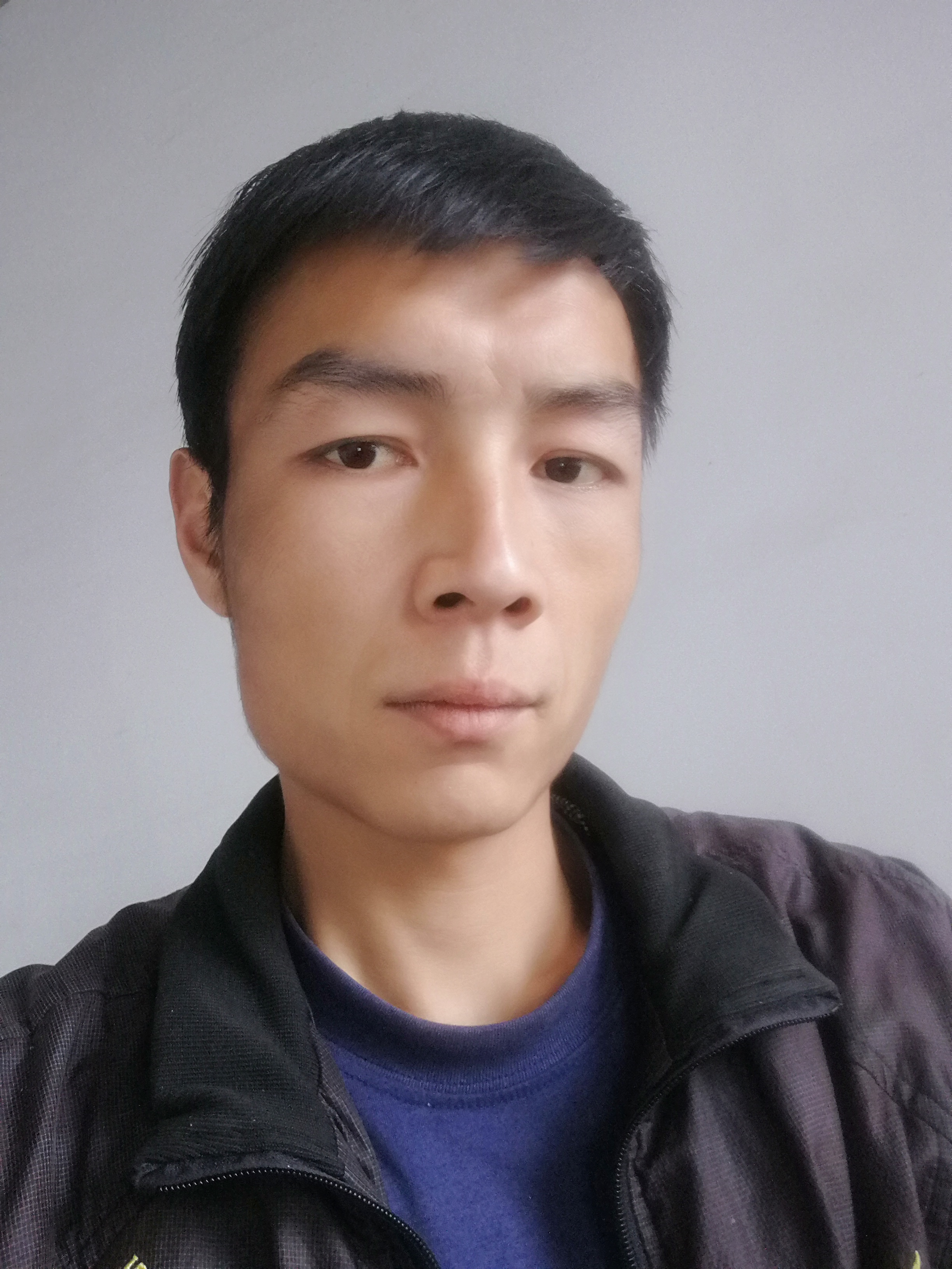 人狠话不多A的照片