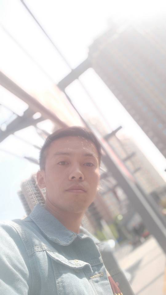 爱武继武的照片