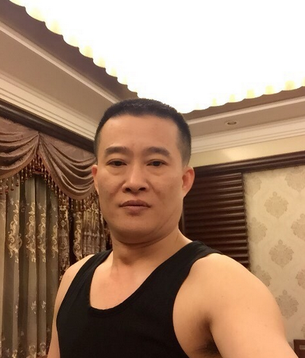 孙耀南的照片