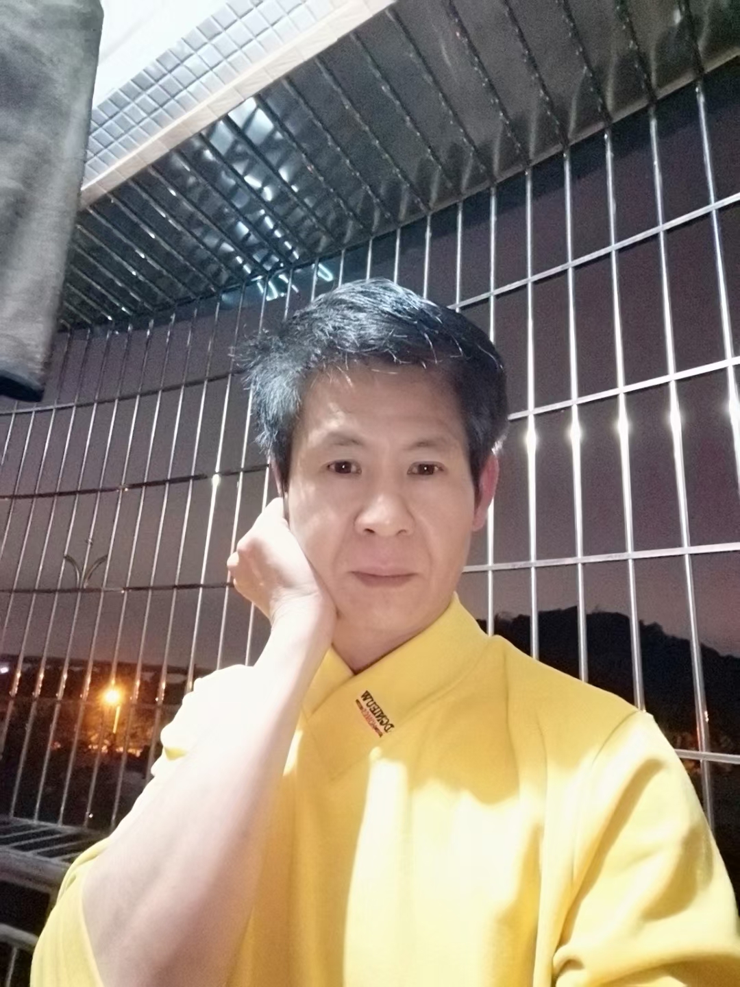 一缕青风的照片