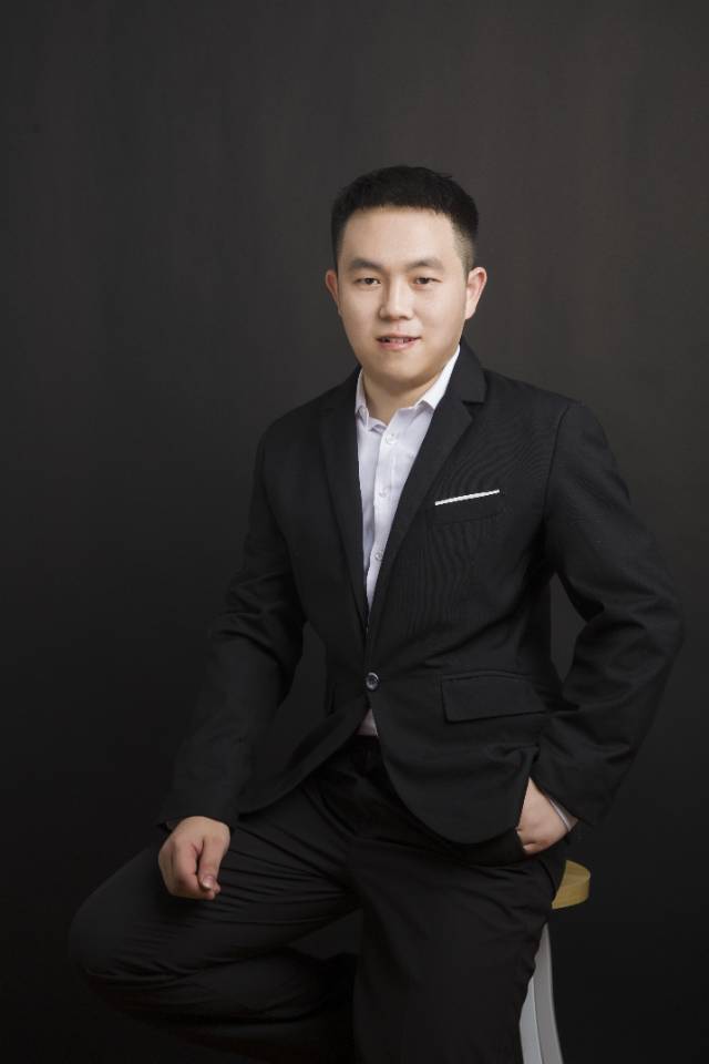 田青云的照片