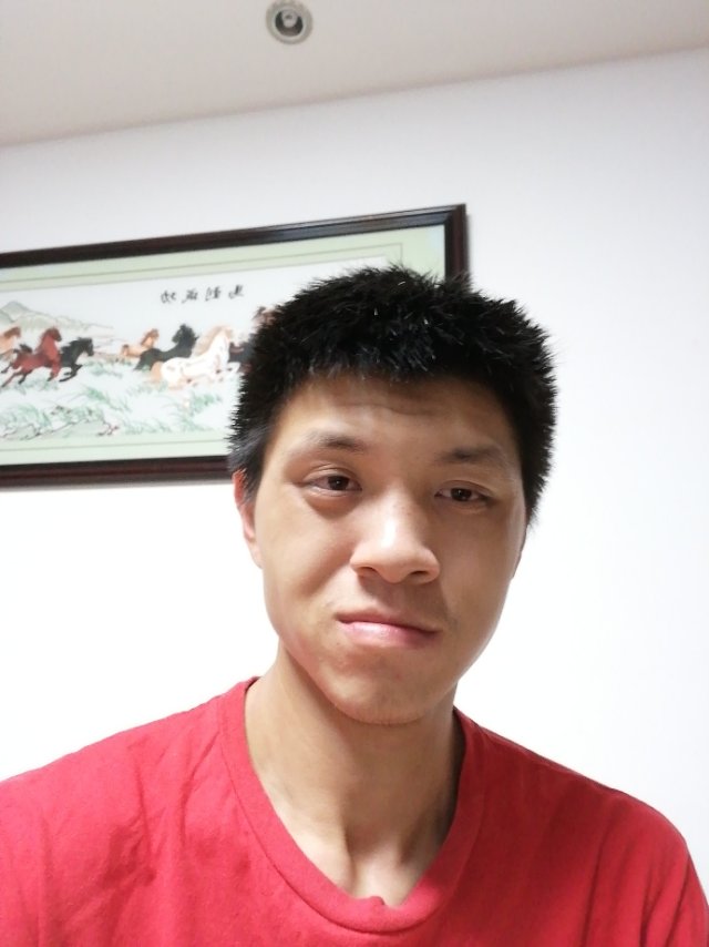 卞佳帆的照片