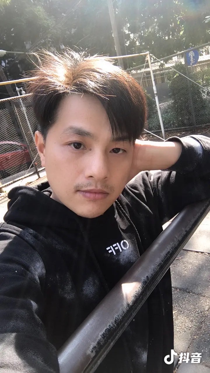 圝烟火里的尘埃的照片