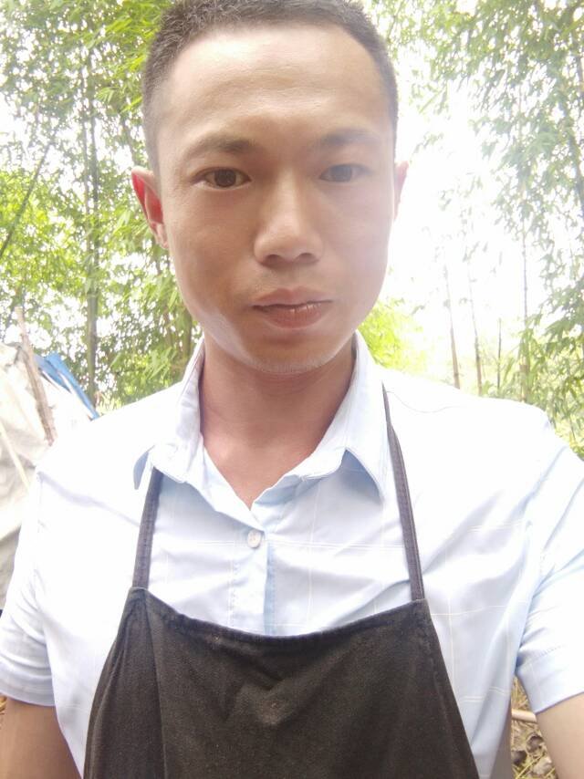 37℃，男人的照片