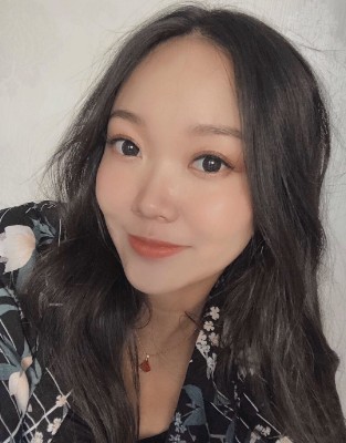 双子姐姐的照片