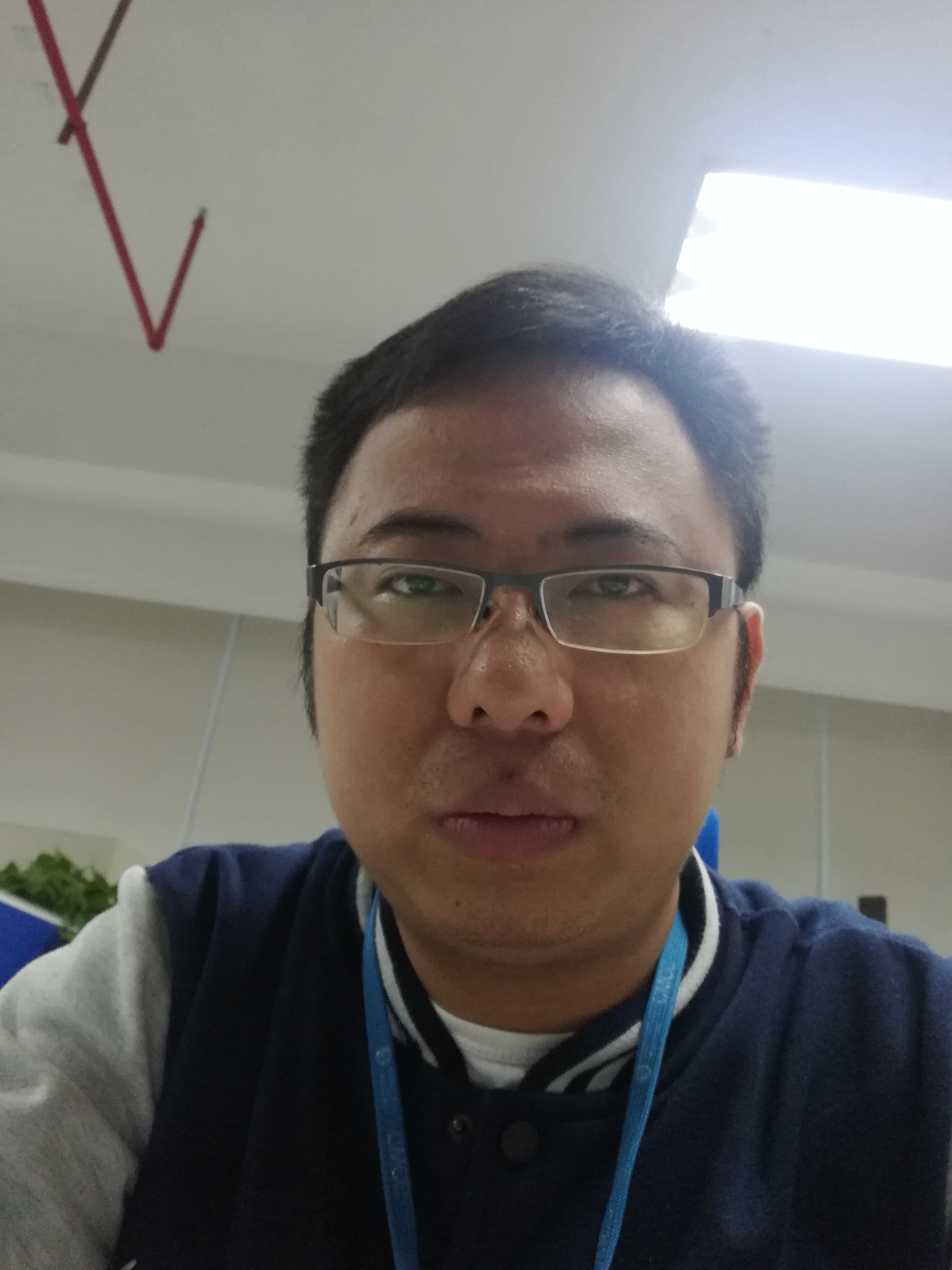 断路器的照片